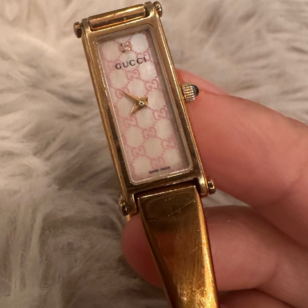 🎀 Pink Gucci Watch Rose Gold vintage designer watch GG watch bracelet watch - Picture 6 of 17